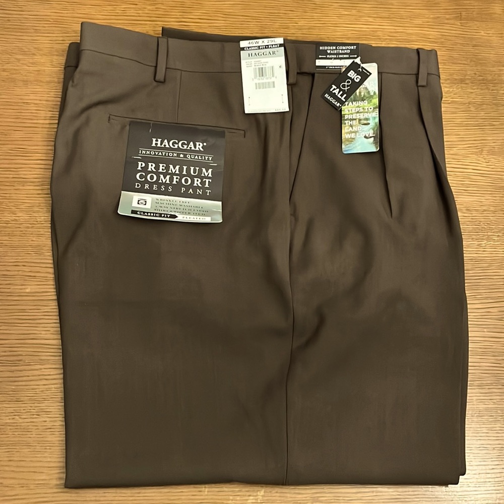 NWT Haggar Brown Premium Comfort Dress Pant Classic Fit Pleated W46 x L2…
